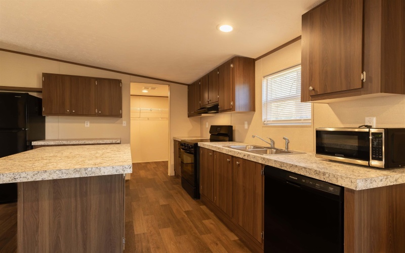 16805 FM 1797, Tatum, TX 75691, 4 Habitaciones Habitaciones , ,2 BañosBaños,Residential,En Venta,16805 FM 1797,0,20260830