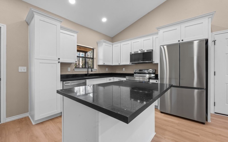 415 Deergrass Dr, Brookeland, TX 75931, 2 Habitaciones Habitaciones , ,2 BañosBaños,Residential,En Venta,415 Deergrass Dr,0,5107932