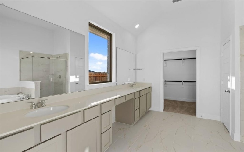 4512 Norcross Drive #Lane, Fort Worth, TX 76036, 4 Habitaciones Habitaciones , ,3 BañosBaños,Residential,En Venta,4512 Norcross Drive,0,20985442