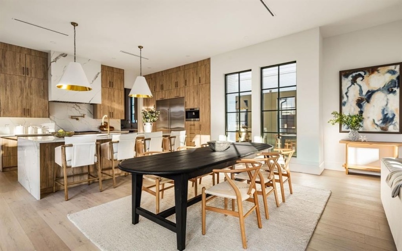 5706 Stanford Avenue, Dallas, TX 75209, 5 Habitaciones Habitaciones , ,6 BañosBaños,Residential,En Venta,5706 Stanford Avenue,0,21042055