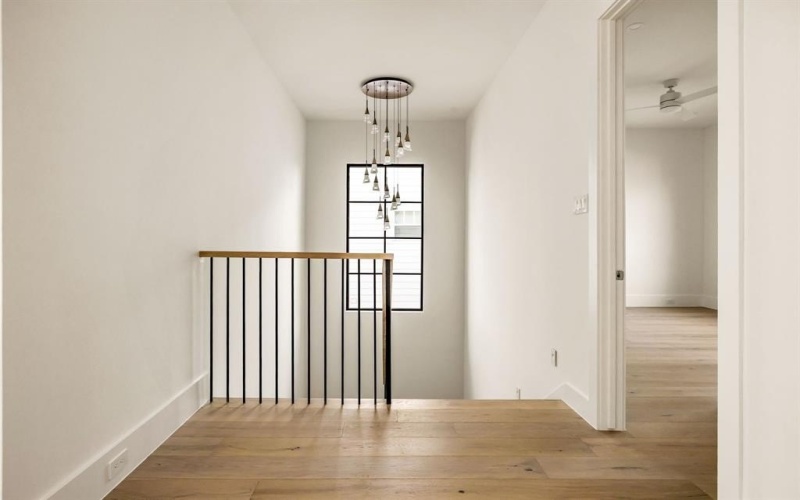 5706 Stanford Avenue, Dallas, TX 75209, 5 Habitaciones Habitaciones , ,6 BañosBaños,Residential,En Venta,5706 Stanford Avenue,0,21042055