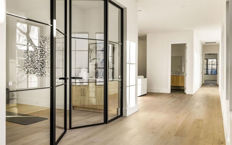 5706 Stanford Avenue, Dallas, TX 75209, 5 Habitaciones Habitaciones , ,6 BañosBaños,Residential,En Venta,5706 Stanford Avenue,0,21042055