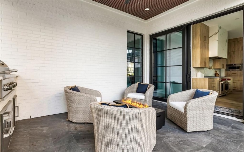 5706 Stanford Avenue, Dallas, TX 75209, 5 Habitaciones Habitaciones , ,6 BañosBaños,Residential,En Venta,5706 Stanford Avenue,0,21042055