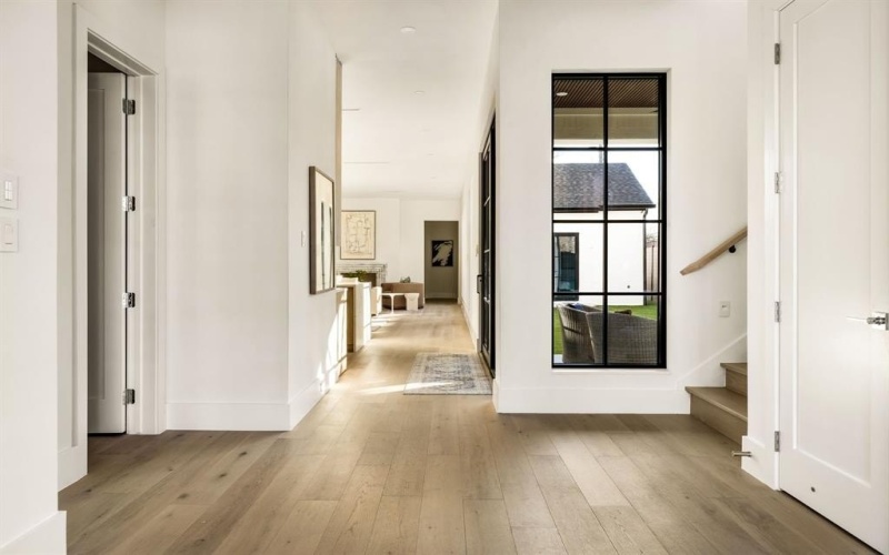 5706 Stanford Avenue, Dallas, TX 75209, 5 Habitaciones Habitaciones , ,6 BañosBaños,Residential,En Venta,5706 Stanford Avenue,0,21042055