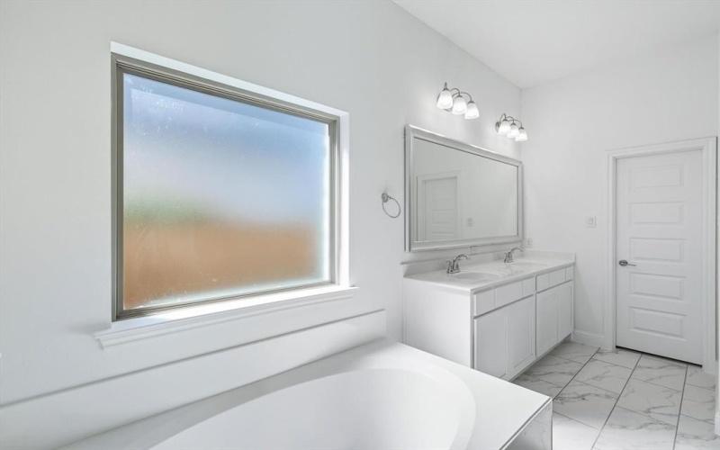 312 Cowling Drive, Little Elm, TX 75068, 5 Bedrooms Bedrooms, ,3 BathroomsBathrooms,Residential,For Sale,312 Cowling Drive,0,21144770