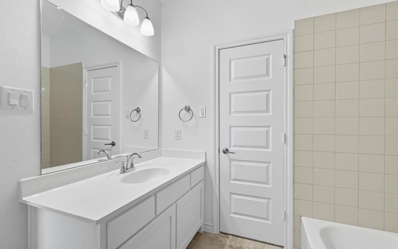 312 Cowling Drive, Little Elm, TX 75068, 5 Bedrooms Bedrooms, ,3 BathroomsBathrooms,Residential,For Sale,312 Cowling Drive,0,21144770