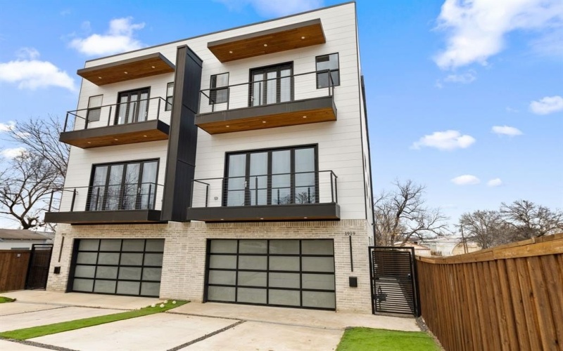 1919 Pollard Street, Dallas, TX 75208, 3 Habitaciones Habitaciones , ,3 BañosBaños,Residential,En Venta,1919 Pollard Street,0,21157671