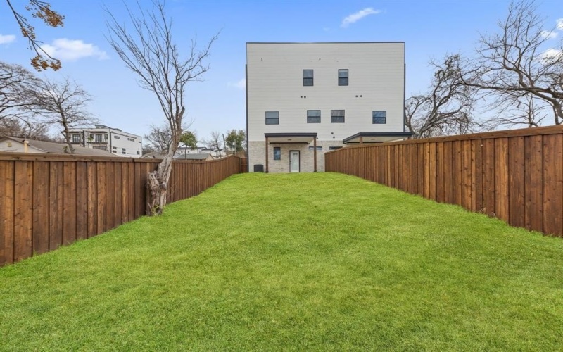 1919 Pollard Street, Dallas, TX 75208, 3 Habitaciones Habitaciones , ,3 BañosBaños,Residential,En Venta,1919 Pollard Street,0,21157671