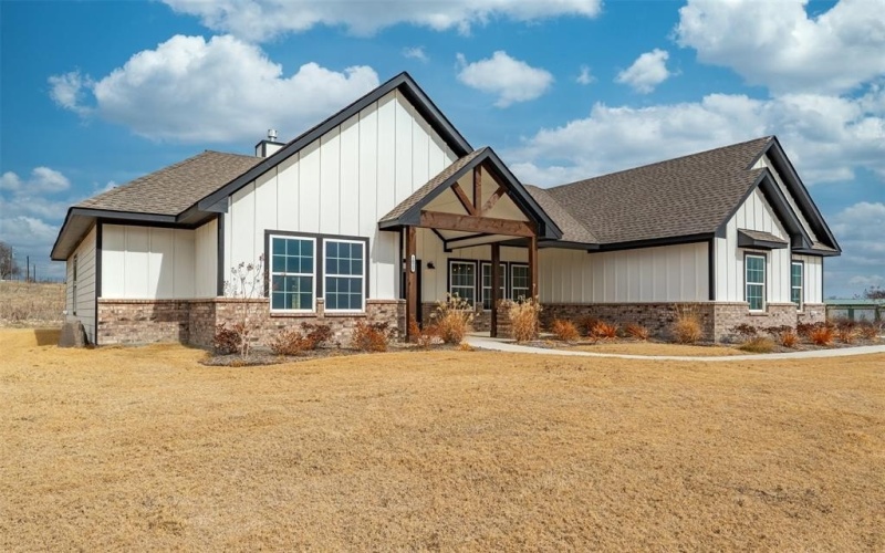 1021 Don Eve Court, Azle, TX 76020, 4 Bedrooms Bedrooms, ,2 BathroomsBathrooms,Residential,For Sale,1021 Don Eve Court,0,21160205