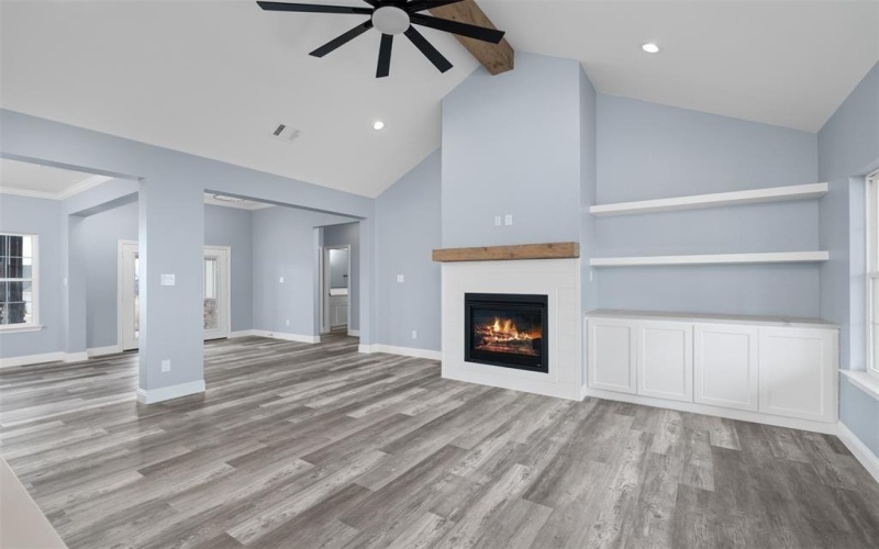 1021 Don Eve Court, Azle, TX 76020, 4 Bedrooms Bedrooms, ,2 BathroomsBathrooms,Residential,For Sale,1021 Don Eve Court,0,21160205