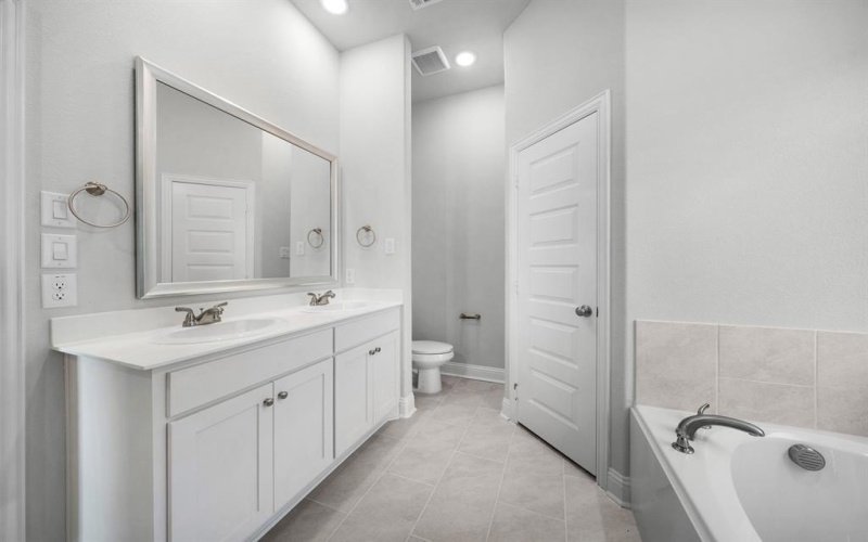 3808 Arrowchop Drive, Caddo Mills, TX 75135, 4 Bedrooms Bedrooms, ,2 BathroomsBathrooms,Residential,For Sale,3808 Arrowchop Drive,0,21173362