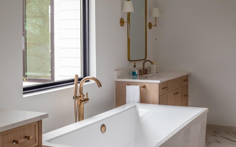 1810 Corona Street, Dallas, TX 75214, 5 Habitaciones Habitaciones , ,5 BañosBaños,Residential,En Venta,1810 Corona Street,0,21173420