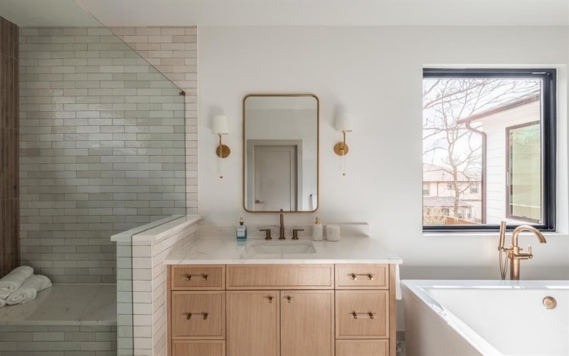 1810 Corona Street, Dallas, TX 75214, 5 Habitaciones Habitaciones , ,5 BañosBaños,Residential,En Venta,1810 Corona Street,0,21173420