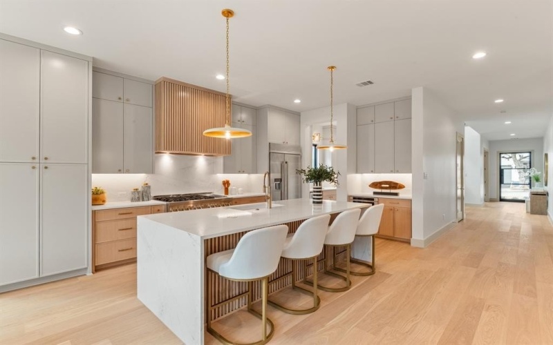 1810 Corona Street, Dallas, TX 75214, 5 Habitaciones Habitaciones , ,5 BañosBaños,Residential,En Venta,1810 Corona Street,0,21173420