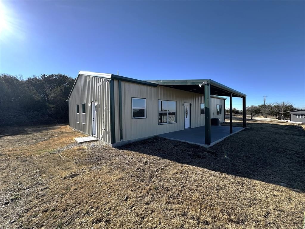 530 Lois Circle, Granbury, TX 76049, 3 Bedrooms Bedrooms, ,2 BathroomsBathrooms,Residential,For Sale,530 Lois Circle,0,21173424