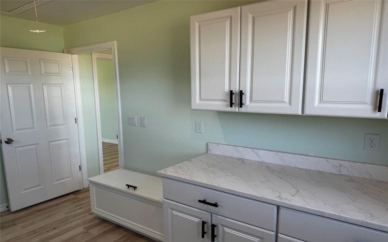 530 Lois Circle, Granbury, TX 76049, 3 Bedrooms Bedrooms, ,2 BathroomsBathrooms,Residential,For Sale,530 Lois Circle,0,21173424