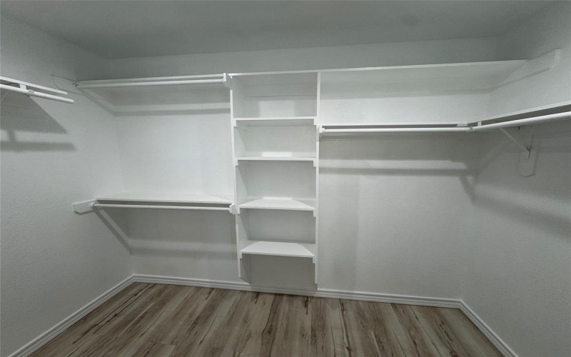 530 Lois Circle, Granbury, TX 76049, 3 Bedrooms Bedrooms, ,2 BathroomsBathrooms,Residential,For Sale,530 Lois Circle,0,21173424