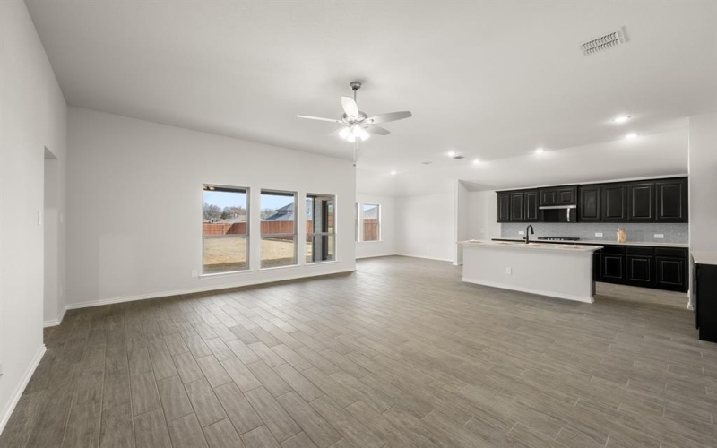 805 Stone Eagle Drive, Azle, TX 76020, 3 Bedrooms Bedrooms, ,2 BathroomsBathrooms,Residential,For Sale,805 Stone Eagle Drive,0,21173510