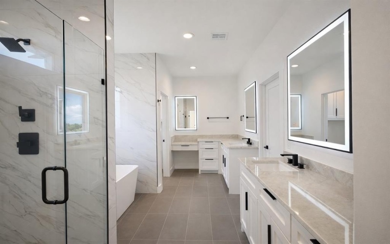 2033 Nichole Boulevard, Pottsboro, TX 75076, 4 Habitaciones Habitaciones , ,3 BañosBaños,Residential,En Venta,2033 Nichole Boulevard,0,21164075