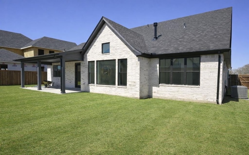 2029 Nichole Boulevard, Pottsboro, TX 75076, 4 Habitaciones Habitaciones , ,3 BañosBaños,Residential,En Venta,2029 Nichole Boulevard,0,21164077