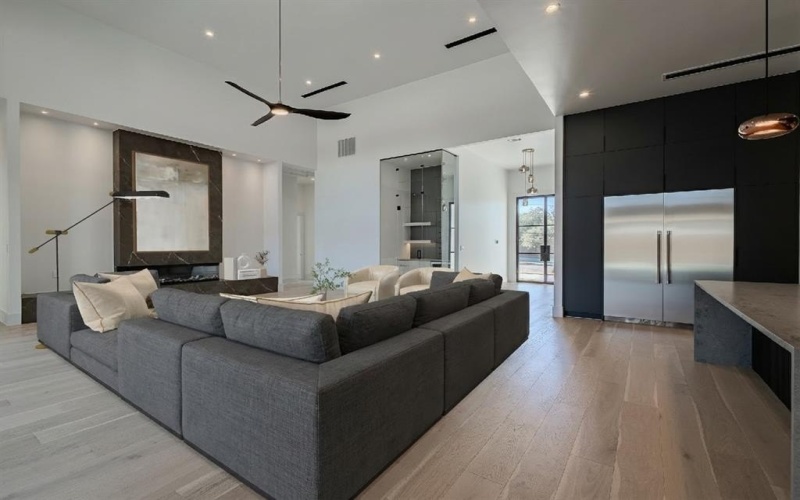 11232 Hillcrest Road, Dallas, TX 75230, 4 Bedrooms Bedrooms, ,6 BathroomsBathrooms,Residential,For Sale,11232 Hillcrest Road,0,21167912