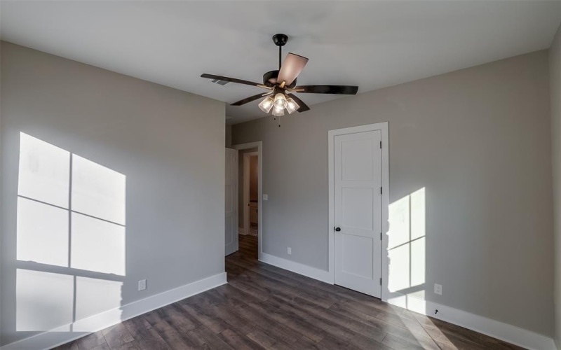 4031 Waters Edge Drive, Midlothian, TX 76065, 4 Habitaciones Habitaciones , ,3 BañosBaños,Residential,En Venta,4031 Waters Edge Drive,0,21168224