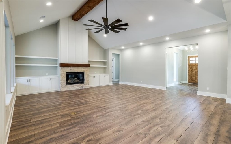 4031 Waters Edge Drive, Midlothian, TX 76065, 4 Habitaciones Habitaciones , ,3 BañosBaños,Residential,En Venta,4031 Waters Edge Drive,0,21168224