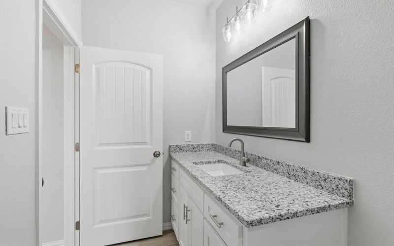 709 3rd Street, Bridgeport, TX 76426, 3 Bedrooms Bedrooms, ,2 BathroomsBathrooms,Residential,For Sale,709 3rd Street,0,21168297