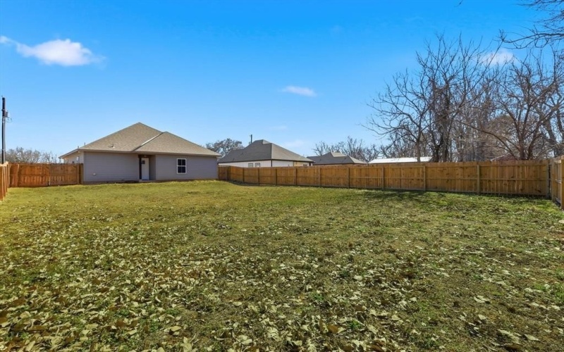 709 3rd Street, Bridgeport, TX 76426, 3 Bedrooms Bedrooms, ,2 BathroomsBathrooms,Residential,For Sale,709 3rd Street,0,21168297