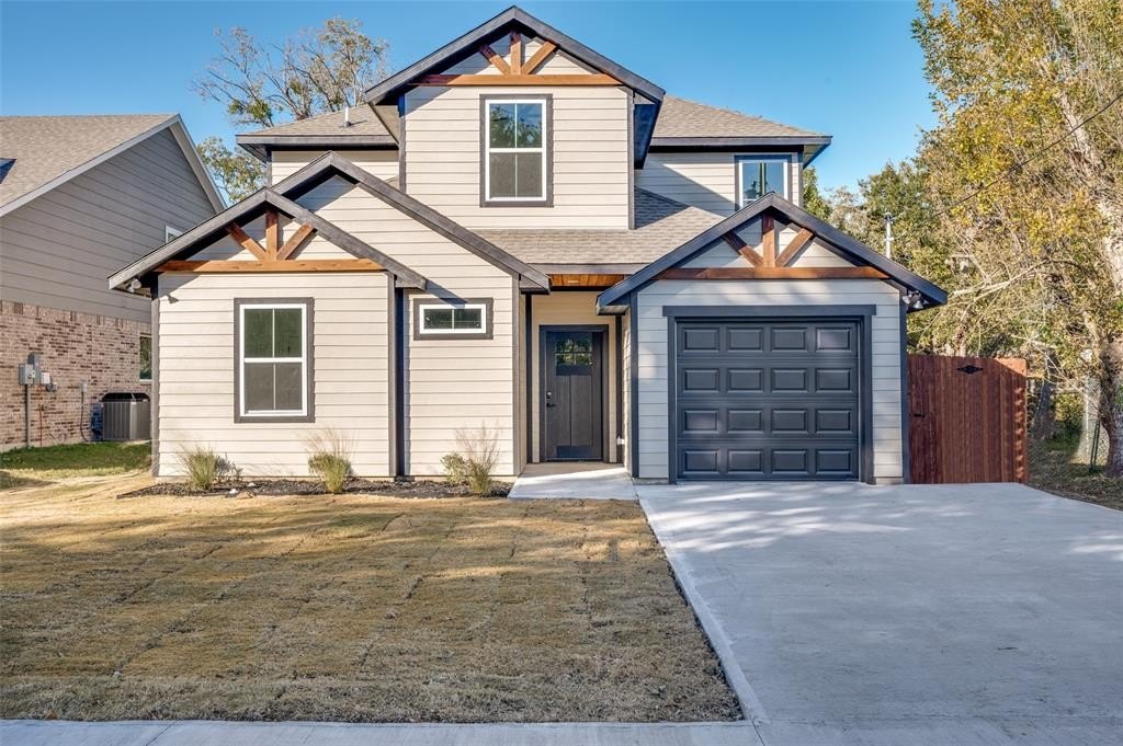 1013 Murphy Street, Gainesville, TX 76240, 4 Bedrooms Bedrooms, ,3 BathroomsBathrooms,Residential,For Sale,1013 Murphy Street,0,21168543