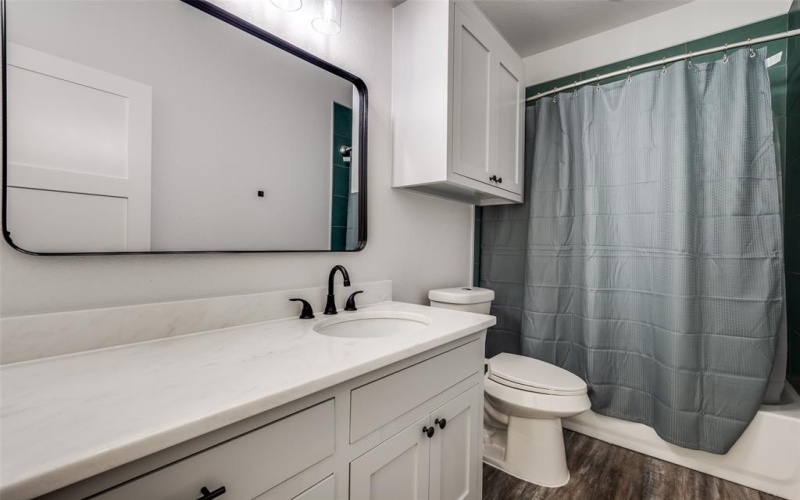 1013 Murphy Street, Gainesville, TX 76240, 4 Bedrooms Bedrooms, ,3 BathroomsBathrooms,Residential,For Sale,1013 Murphy Street,0,21168543