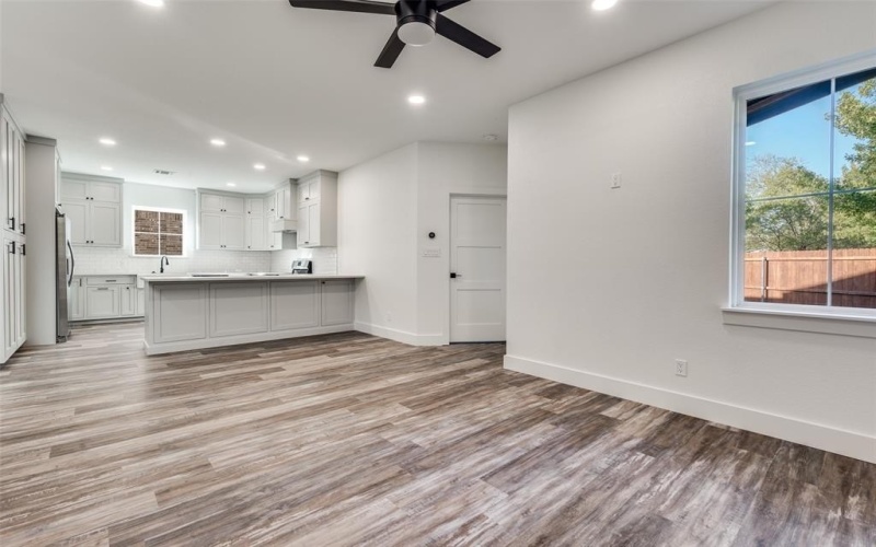 1013 Murphy Street, Gainesville, TX 76240, 4 Bedrooms Bedrooms, ,3 BathroomsBathrooms,Residential,For Sale,1013 Murphy Street,0,21168543