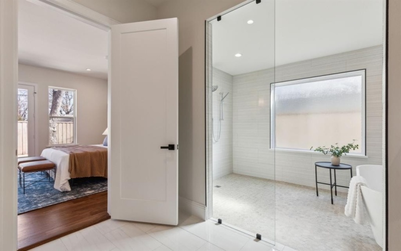 8638 Lockhaven Drive, Dallas, TX 75238, 5 Bedrooms Bedrooms, ,7 BathroomsBathrooms,Residential,For Sale,8638 Lockhaven Drive,0,21173668