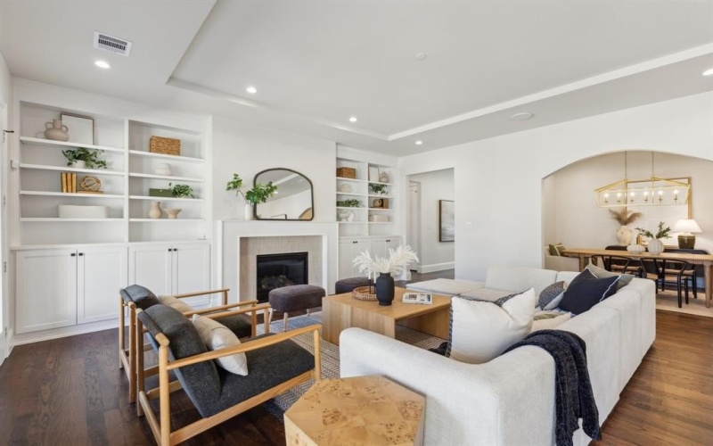 8638 Lockhaven Drive, Dallas, TX 75238, 5 Bedrooms Bedrooms, ,7 BathroomsBathrooms,Residential,For Sale,8638 Lockhaven Drive,0,21173668