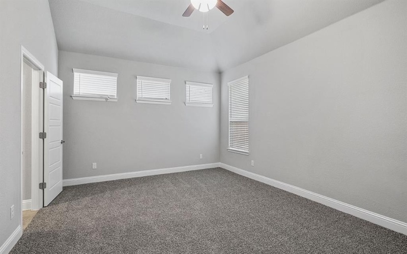 2509 GOLDFINCH Drive, Denton, TX 76205, 4 Bedrooms Bedrooms, ,2 BathroomsBathrooms,Residential,For Sale,2509 GOLDFINCH Drive,0,21170958