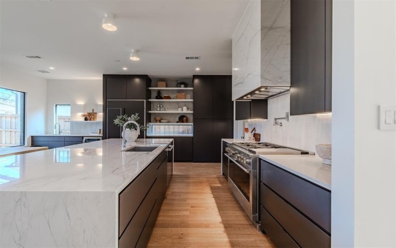 7115 Casa Loma Avenue, Dallas, TX 75214, 5 Habitaciones Habitaciones , ,5 BañosBaños,Residential,En Venta,7115 Casa Loma Avenue,0,21171115