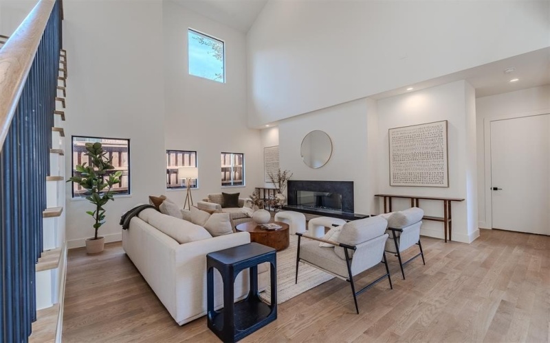 7115 Casa Loma Avenue, Dallas, TX 75214, 5 Habitaciones Habitaciones , ,5 BañosBaños,Residential,En Venta,7115 Casa Loma Avenue,0,21171115