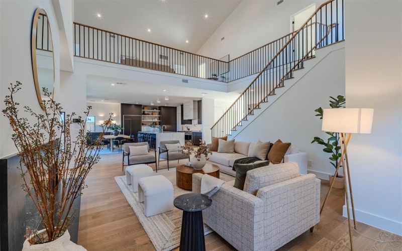 7115 Casa Loma Avenue, Dallas, TX 75214, 5 Habitaciones Habitaciones , ,5 BañosBaños,Residential,En Venta,7115 Casa Loma Avenue,0,21171115