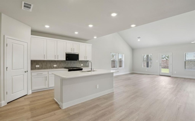 1501 Shenandoah Trail, McKinney, TX 75071, 5 Bedrooms Bedrooms, ,3 BathroomsBathrooms,Residential,For Sale,1501 Shenandoah Trail,0,21171277