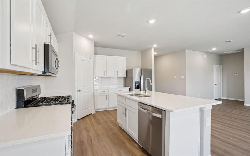 2010 Carriage Court, Seagoville, TX 75159, 3 Habitaciones Habitaciones , ,2 BañosBaños,Residential,En Venta,2010 Carriage Court,0,21171283