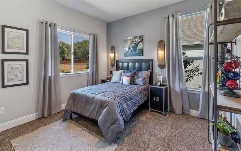 2601 STARLING Street, Denton, TX 76205, 4 Habitaciones Habitaciones , ,2 BañosBaños,Residential,En Venta,2601 STARLING Street,0,21171853