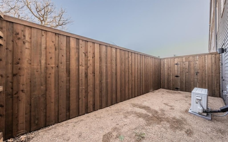 5320 Reiger Avenue #102, Dallas, TX 75214, 2 Bedrooms Bedrooms, ,2 BathroomsBathrooms,Residential,For Sale,5320 Reiger Avenue,0,21172210