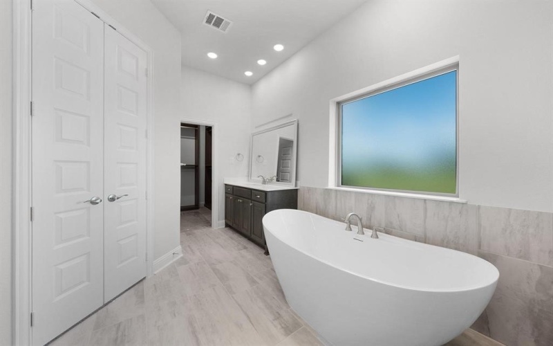 203 Links Court, Heath, TX 75032, 4 Habitaciones Habitaciones , ,2 BañosBaños,Residential,En Venta,203 Links Court,0,21172346