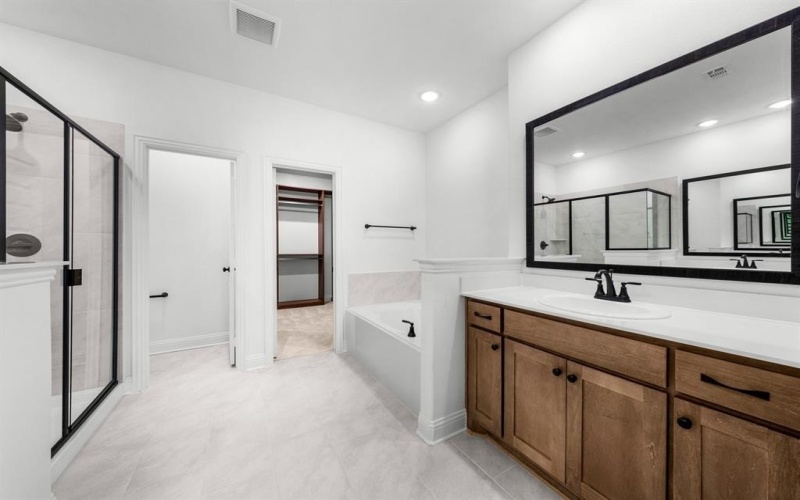 8335 Forest Glade Drive, Greenville, TX 75402, 4 Habitaciones Habitaciones , ,3 BañosBaños,Residential,En Venta,8335 Forest Glade Drive,0,21172368