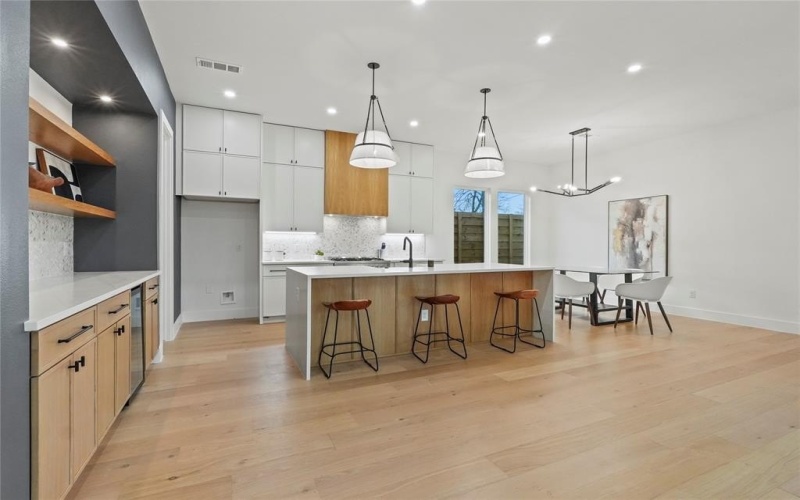 3641 Espanola Drive, Dallas, TX 75220, 4 Habitaciones Habitaciones , ,5 BañosBaños,Residential,En Venta,3641 Espanola Drive,0,21172471