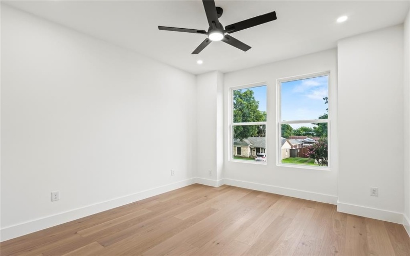 3641 Espanola Drive, Dallas, TX 75220, 4 Habitaciones Habitaciones , ,5 BañosBaños,Residential,En Venta,3641 Espanola Drive,0,21172471