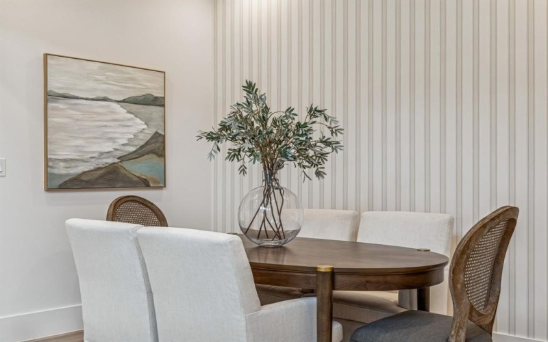 1811 Bermuda Street, Dallas, TX 75214, 5 Bedrooms Bedrooms, ,6 BathroomsBathrooms,Residential,For Sale,1811 Bermuda Street,0,21172634