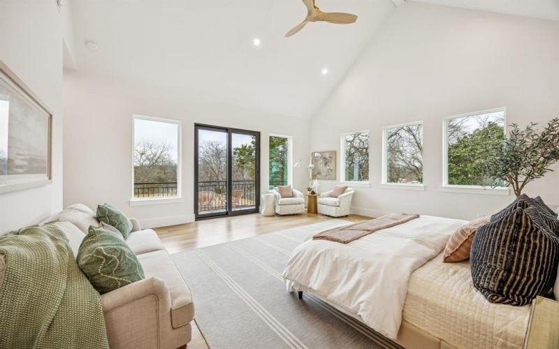 1811 Bermuda Street, Dallas, TX 75214, 5 Bedrooms Bedrooms, ,6 BathroomsBathrooms,Residential,For Sale,1811 Bermuda Street,0,21172634