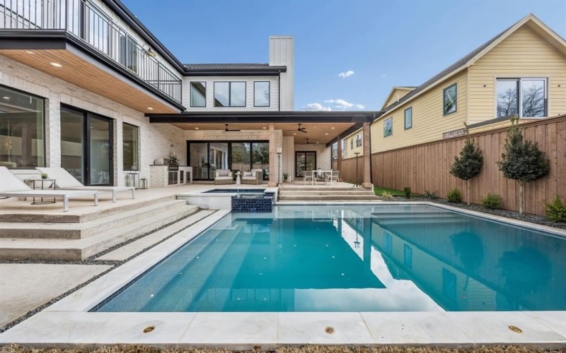 1811 Bermuda Street, Dallas, TX 75214, 5 Bedrooms Bedrooms, ,6 BathroomsBathrooms,Residential,For Sale,1811 Bermuda Street,0,21172634