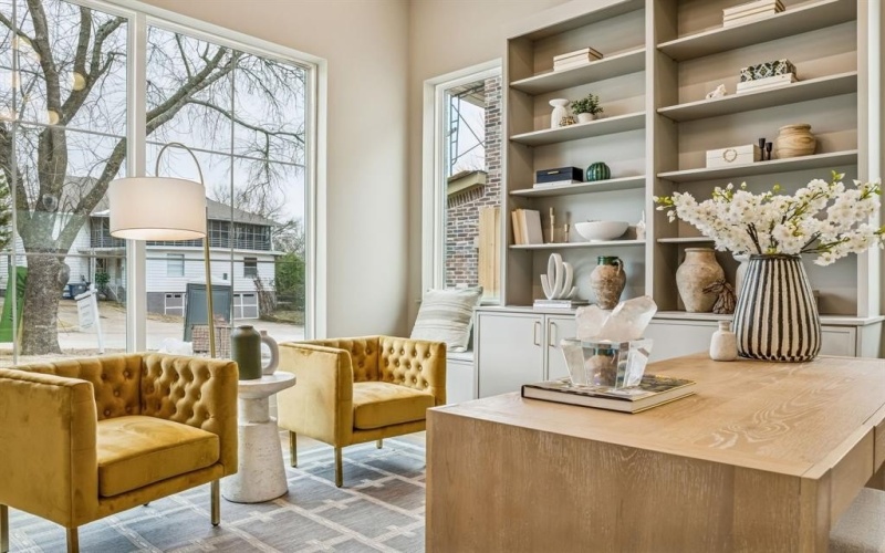 1811 Bermuda Street, Dallas, TX 75214, 5 Bedrooms Bedrooms, ,6 BathroomsBathrooms,Residential,For Sale,1811 Bermuda Street,0,21172634